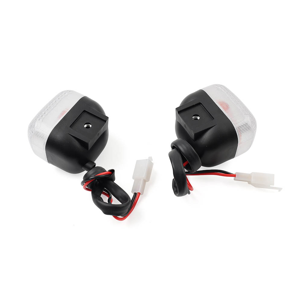 thumbnail image 2 of Unbranded Front Turn Signal Light Assembly For Yamaha ZUMA 50, ZUMA 125, BWS 50/125 – Smoked Lens, LED Look, 12V Halogen 2 of 2